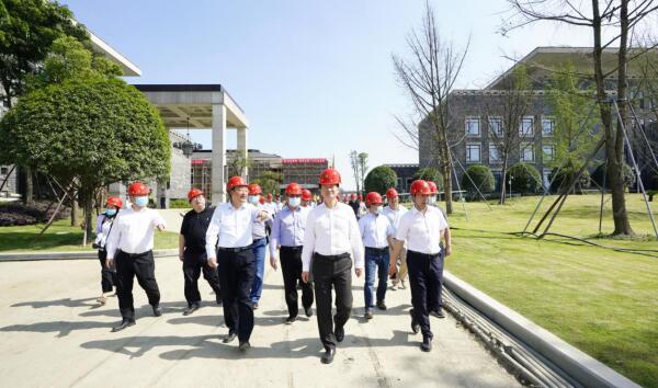 奋战27天 争取“一号工程”建设首胜 ——6008集团官方网站集团现场调研督导金牛宾馆改（扩）建工程侧记