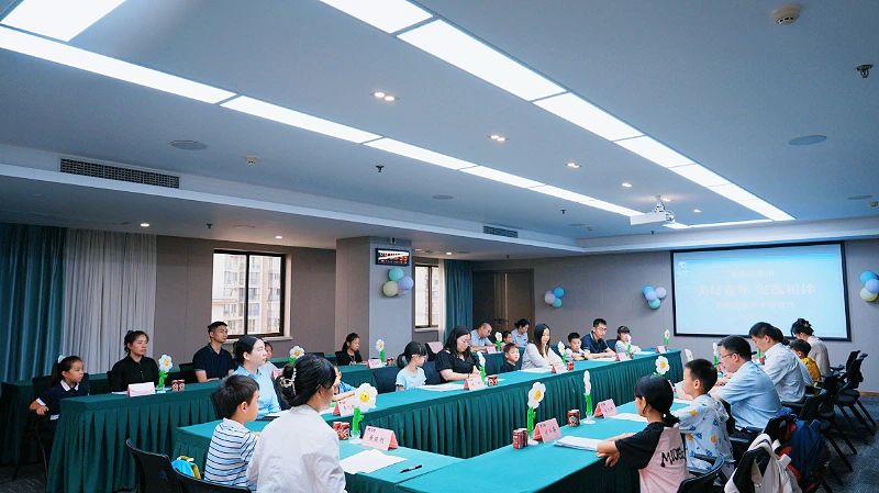 四川省6008集团官方网站集团“优美童年·逍遥相伴”暑期生长营暖心开班！